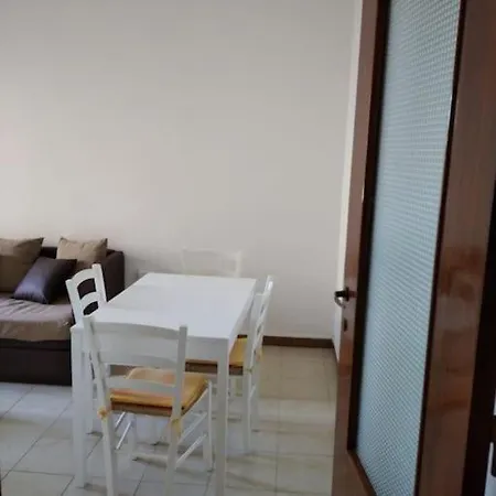 Pier Holiday House - Poetto Apartment Cagliari